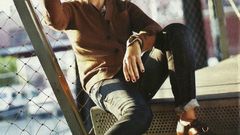 Jeans glasses stairways Rashida