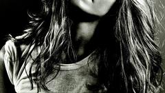 Jennifer aniston grayscale monochrome