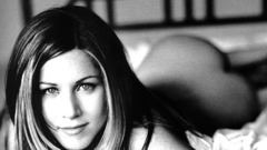 Jennifer aniston monochrome greyscale