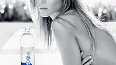 Jennifer aniston selective coloring