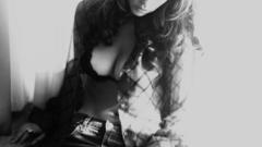 Jennifer Love Hewitt monochrome