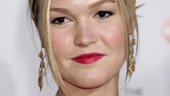 Julia Stiles