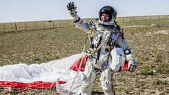 Jump Sports Red Bull Felix Baumgartner base jumping extreme 