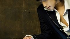 K-pop rain bi nature