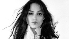 Keira Knightley faces grayscale