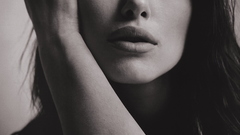 Keira Knightley monochrome greyscale