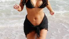 Kim kardashian woman