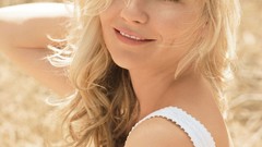 Kirsten Dunst Actress blondes smiling gray eyes