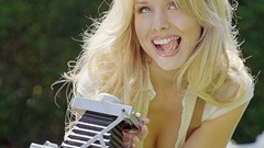 Kristen Bell cleavage