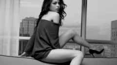 Kristin Kreuk monochrome greyscale