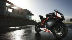 Ktm rc8 motorbikes