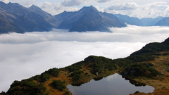 Lake high summit near Resolution sunnig grat