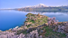 Lake spring van Turkey high springtime