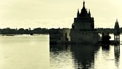 Landscapes Asia silhouettes lakes reflections Temples travel 