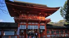 Landscapes autumn maple-leaf shrine