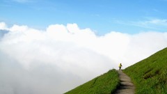 Landscapes nature blue Mountains clouds white Green lonely 