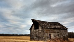 Landscapes premium old home