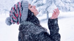 Landscapes snow winter woman