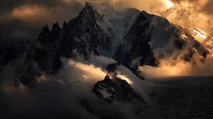 Landscapes sunset fog nature sun Mountains clouds skies