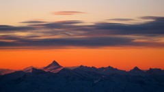 Landscapes sunset Mountains