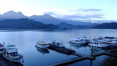 Landscapes water Mountains clouds ships Boats dock lakes piers 