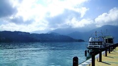 Landscapes water Mountains clouds ships Boats dock lakes piers 