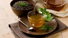 Leaves tea mint bowl spoons