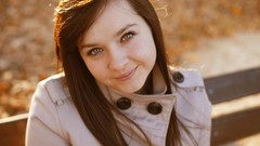 Leaves woman bench smiling green eyes brunettes teen