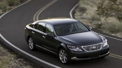 Lexus LS600h