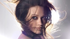 Light woman Hilary Duff brunettes