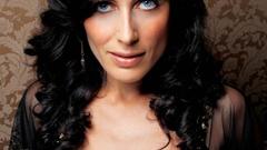 Lisa edelstein Cuddy Dr.