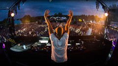 Live Headhunterz