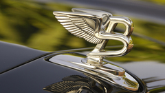 Logos Bentley Brooklands