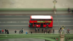 London bus Bridges tilt-shift