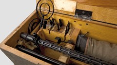 Machine gun weapons World