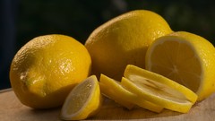 Macro slices lemons fruits