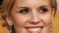 Maggie grace earrings