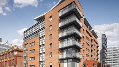 Manchester architecture buildings cityscapes bauhaus day light