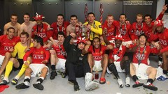 Manchester United cups soccer Football legend alex ferguson 