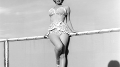 Marilyn Monroe grayscale