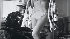 Marilyn Monroe grayscale