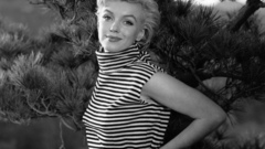 Marilyn Monroe grayscale monochrome