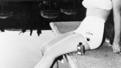 Marilyn Monroe grayscale swimming