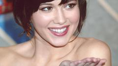 Mary elizabeth winstead faces