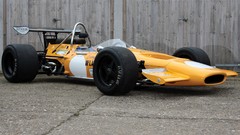 McLaren racing cars McLaren F1