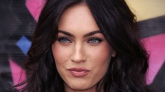 Megan Fox faces Celebrity