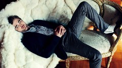 Men Actors robert pattinson lying down