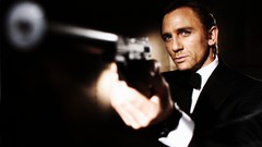 Men Casino Royale Guns daniel craig james bond