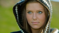 Men faces hoodies scarfs green eyes brunettes depth of field 