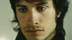 Men gael garcia bernal